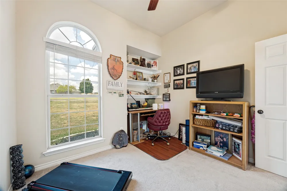 2701 Valley Ridge Lane Sherman, TX 75092