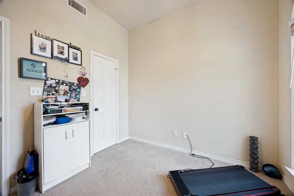 2701 Valley Ridge Lane Sherman, TX 75092
