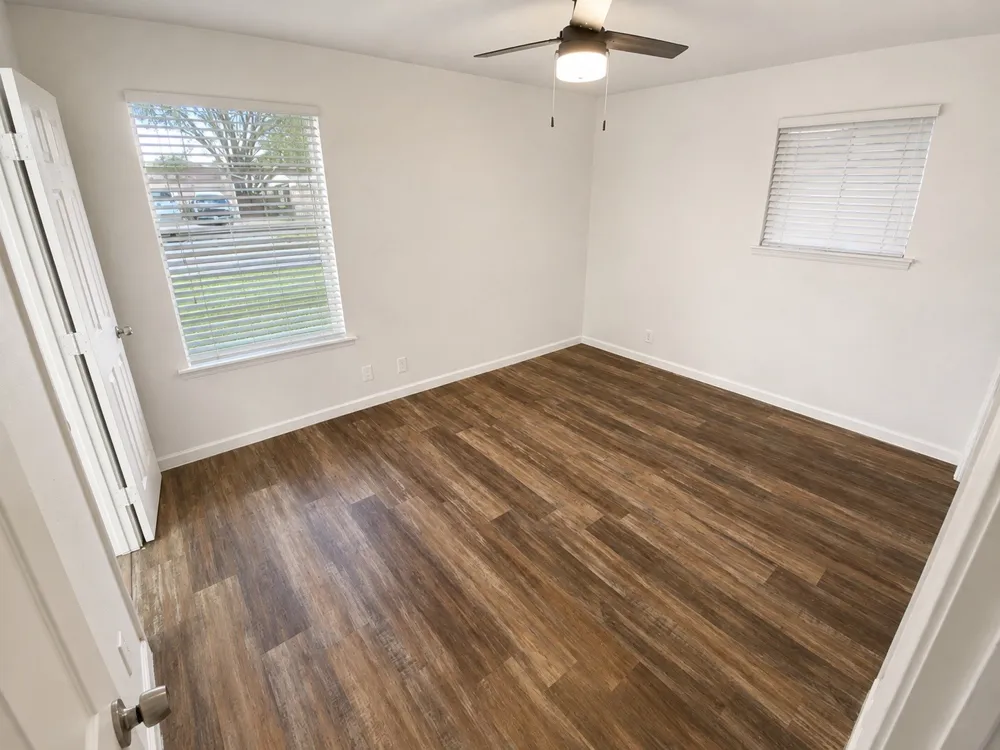 1205 S Valentine Drive Sherman, TX 75090