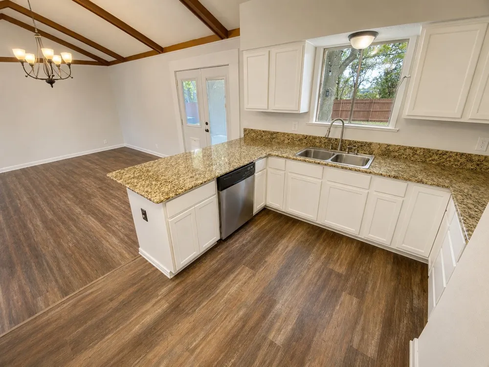 1205 S Valentine Drive Sherman, TX 75090