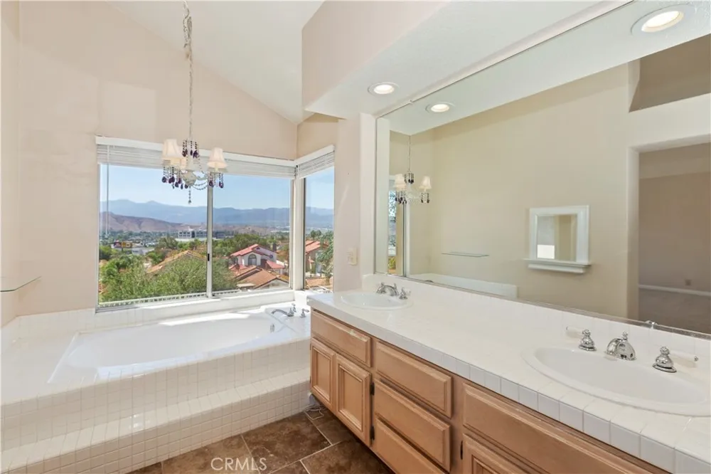 2660 Kennedy Drive Corona, CA 92879