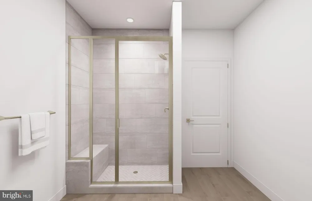 9475 SPRAGUE AVENUE #7 Fairfax, VA 22031