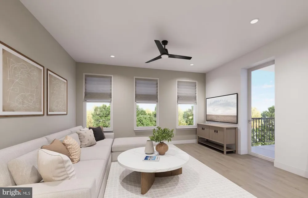 9475 SPRAGUE AVENUE #7 Fairfax, VA 22031