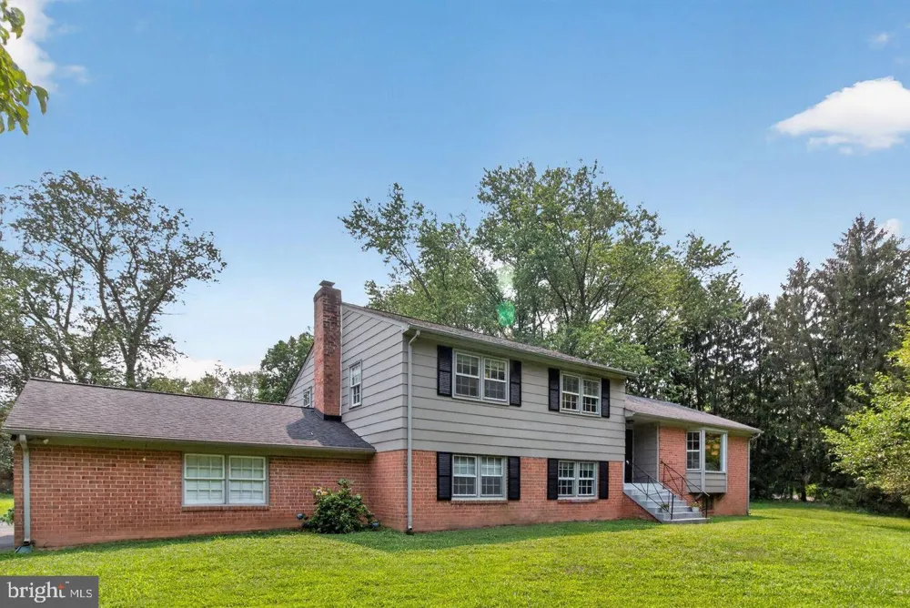 15716 JONES LANE Gaithersburg, MD 20878