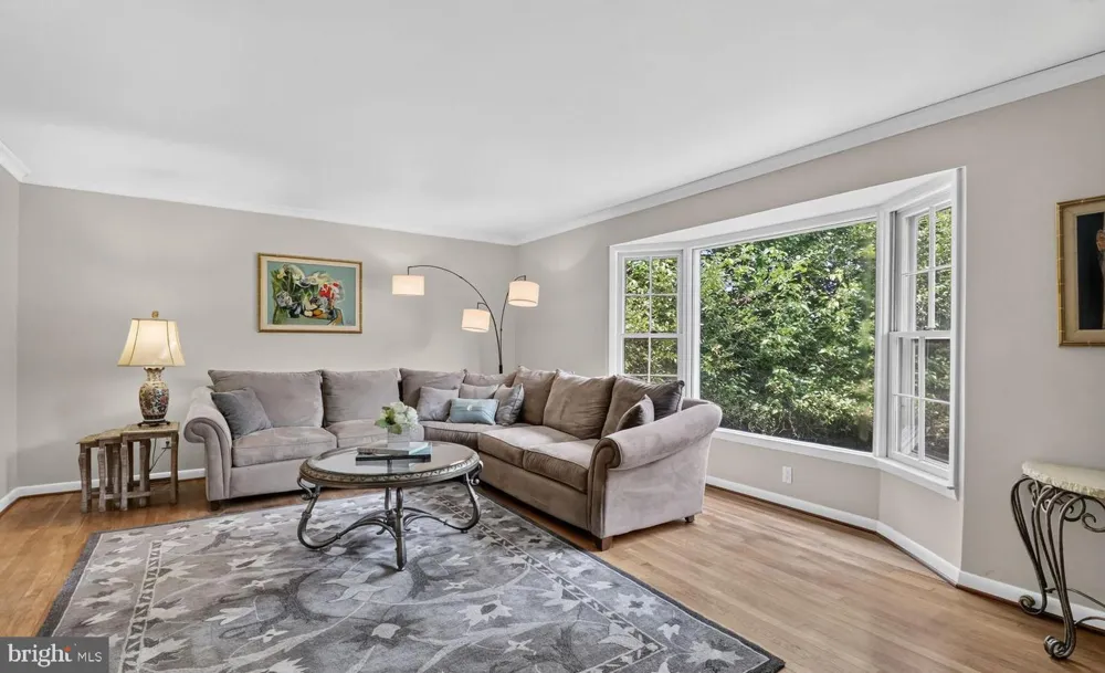 15716 JONES LANE Gaithersburg, MD 20878