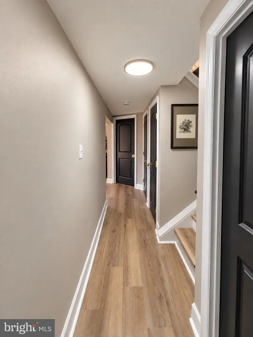 262 LEA LANE Warminster, PA 18974