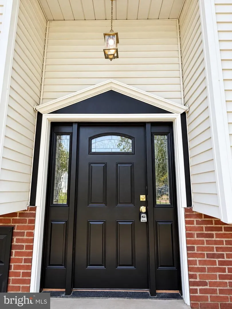 262 LEA LANE Warminster, PA 18974