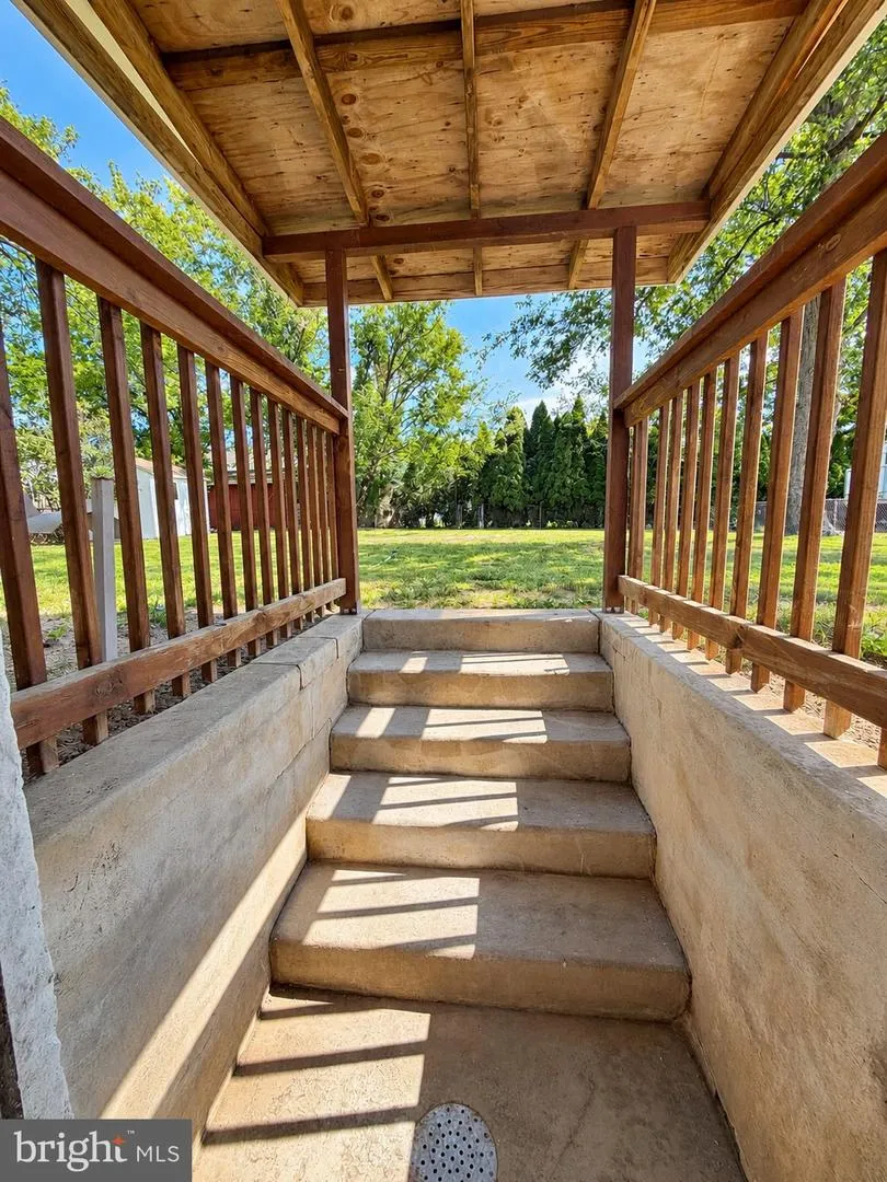 262 LEA LANE Warminster, PA 18974