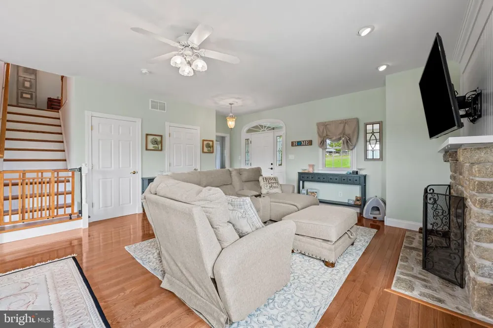 4212 HARFORD CREAMERY ROAD White Hall, MD 21161