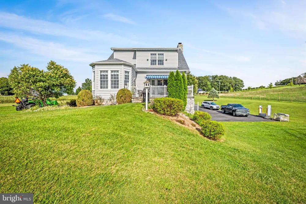 4212 HARFORD CREAMERY ROAD White Hall, MD 21161