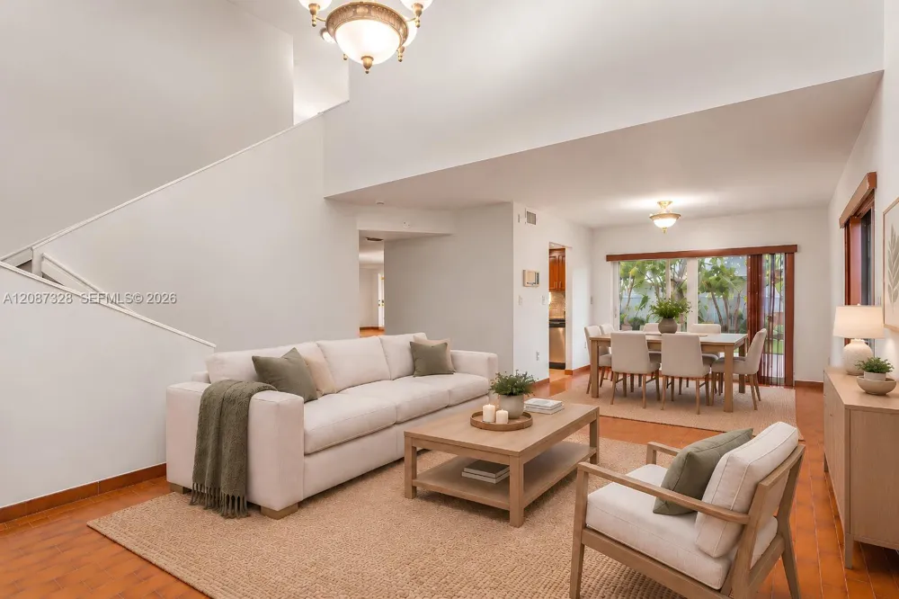 12415 NW 7th Street Miami, FL 33182