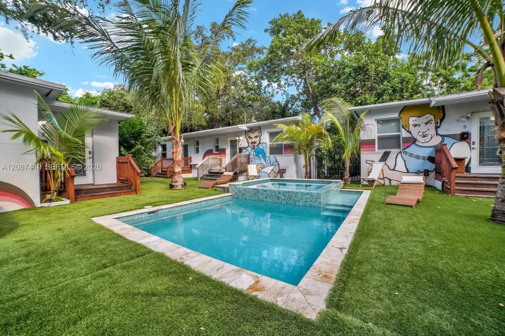 55 NE 59th St #2 Miami, FL 33137
