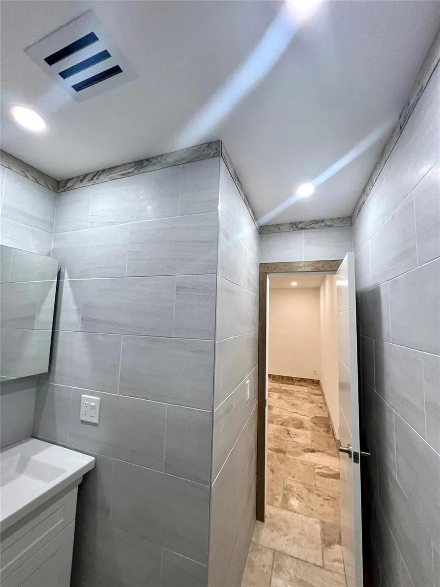 2250 NE 66TH STREET #1508 Fort Lauderdale, FL 33308