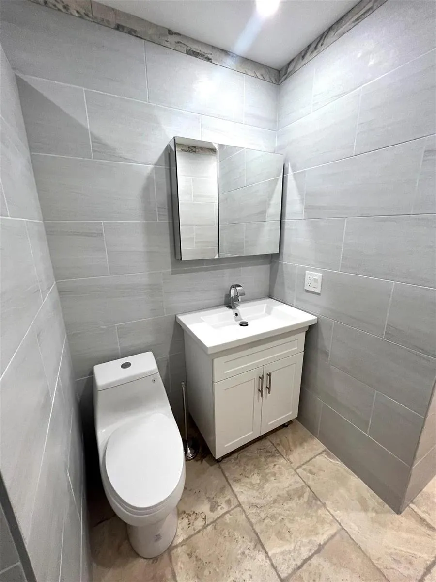 2250 NE 66TH STREET #1508 Fort Lauderdale, FL 33308