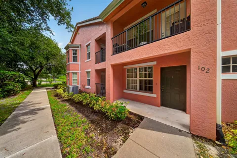 150 SW PEACOCK BOULEVARD #26-102