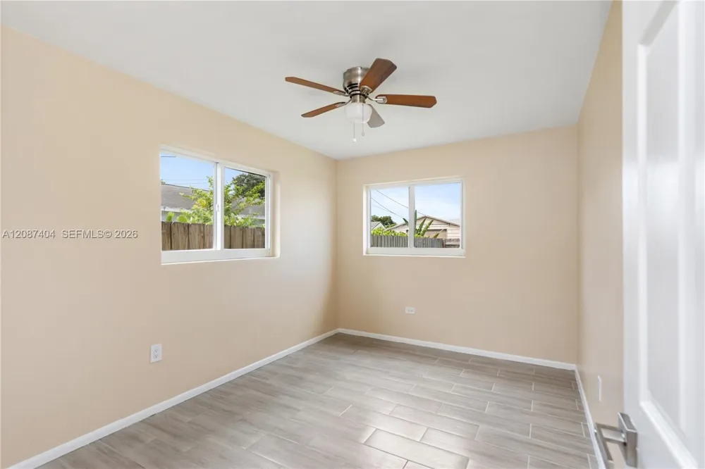 619 D ST Lake Worth, FL 33460