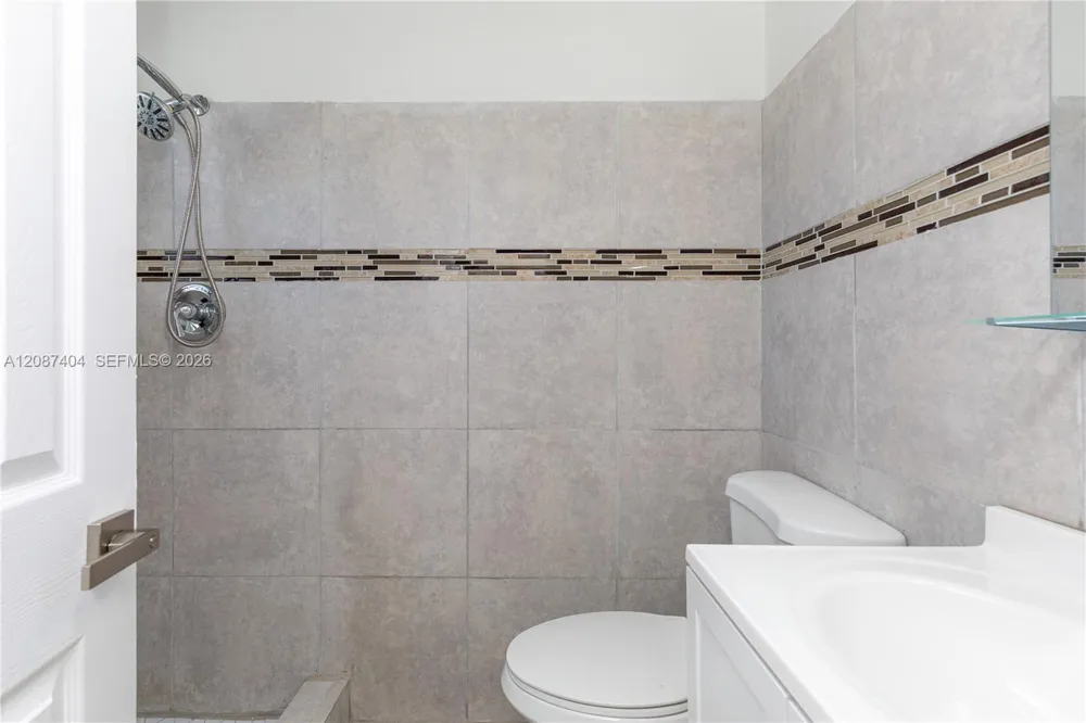 619 D ST Lake Worth, FL 33460