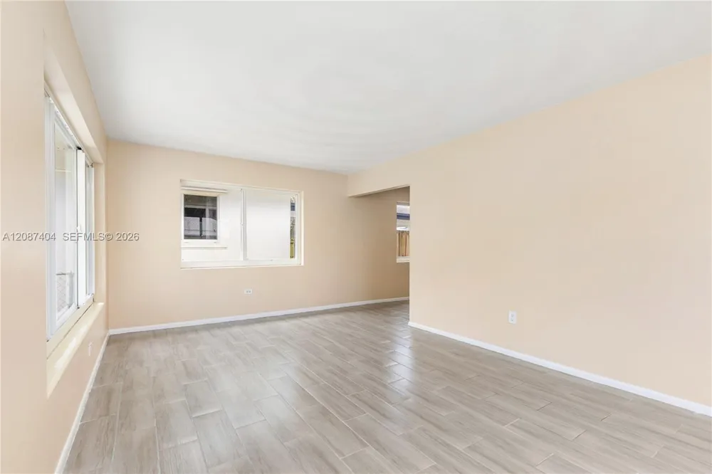 619 D ST Lake Worth, FL 33460