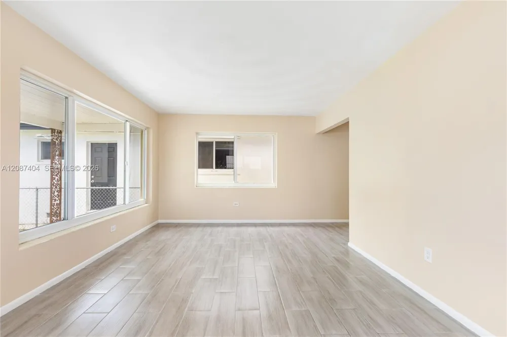 619 D ST Lake Worth, FL 33460