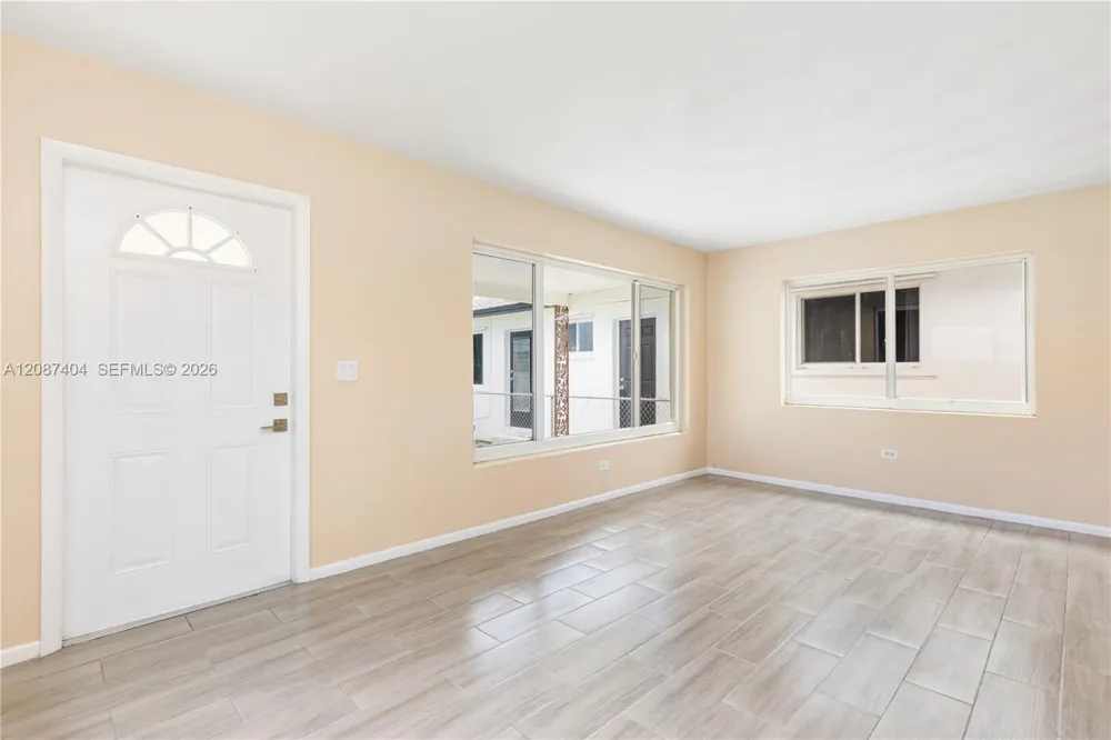 619 D ST Lake Worth, FL 33460