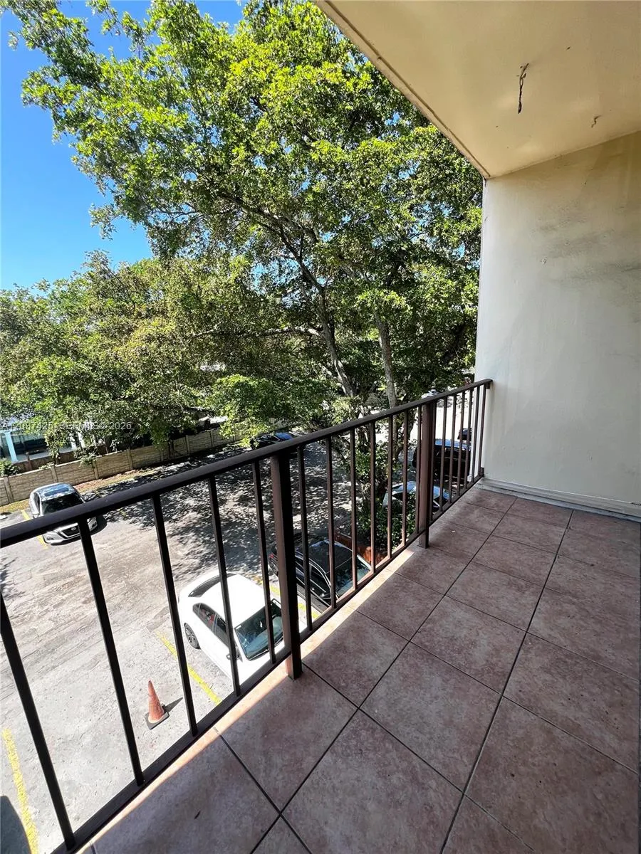 12035 NE 2nd Ave #A302 North Miami, FL 33161