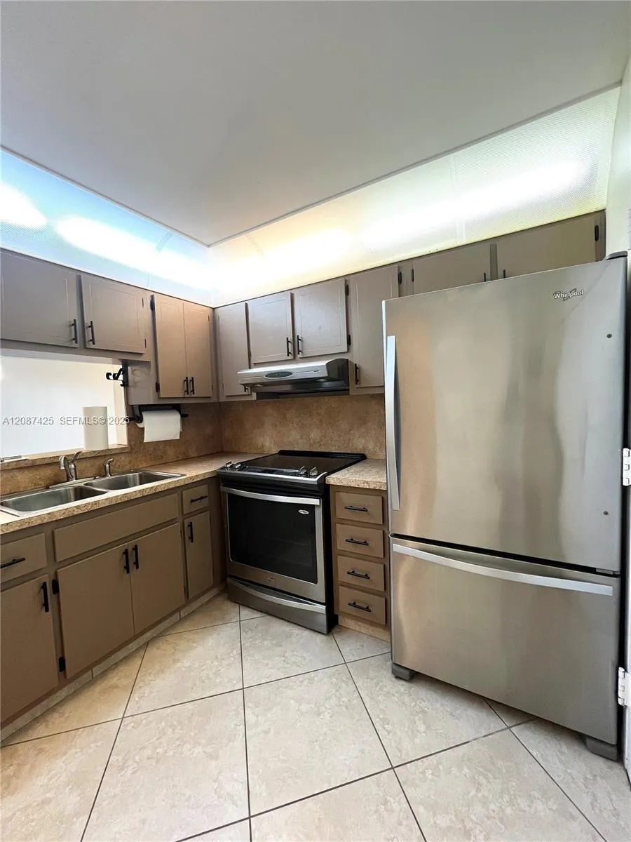 12035 NE 2nd Ave #A302 North Miami, FL 33161