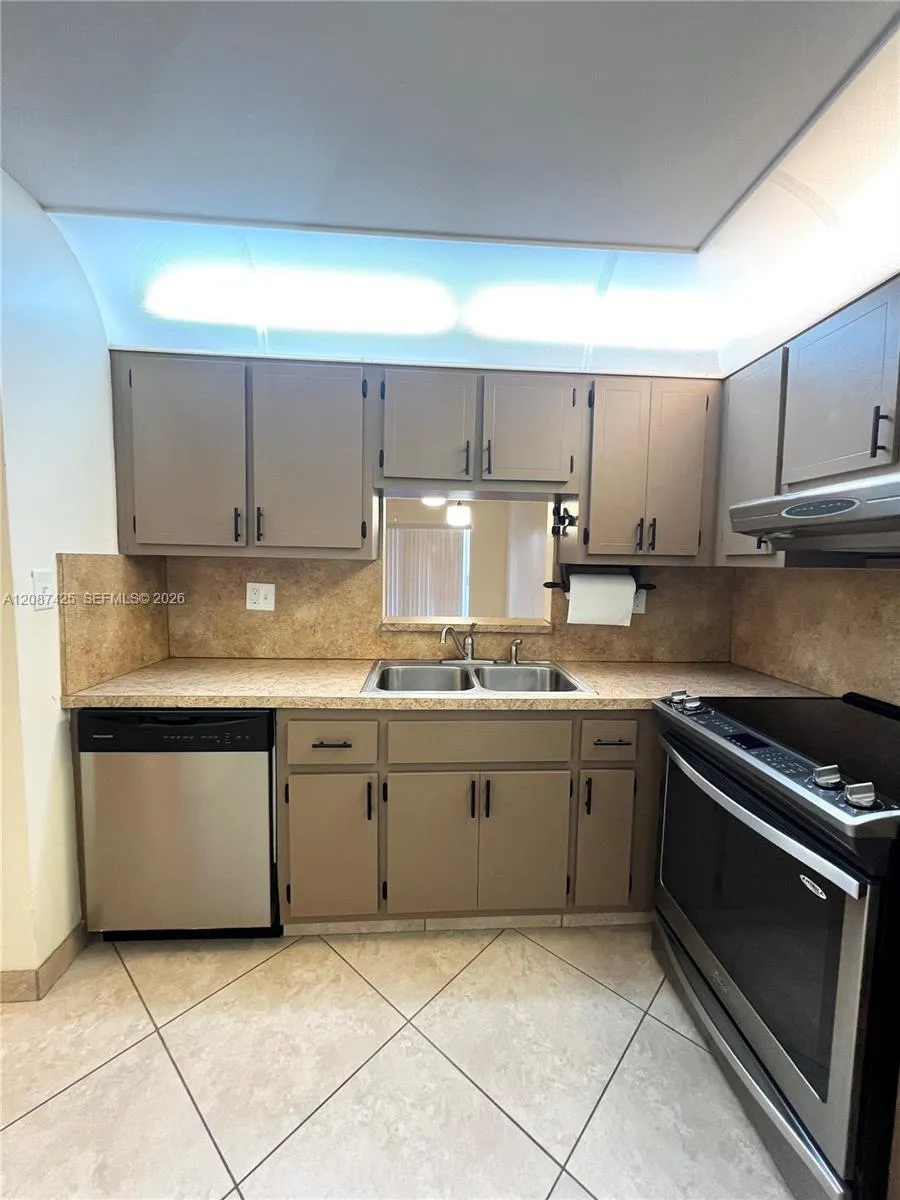 12035 NE 2nd Ave #A302 North Miami, FL 33161