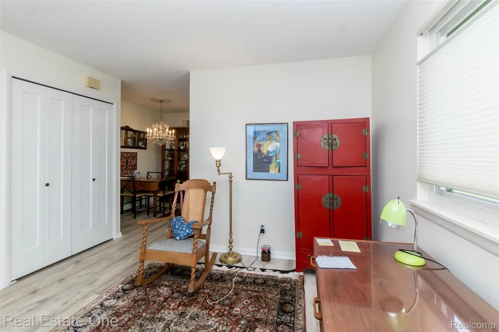 25142 Franklin Terrace #8 South Lyon City, MI 48178
