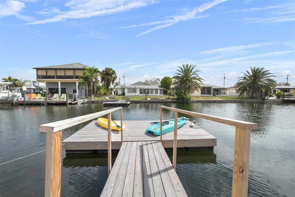 13704 VERONICA DRIVE Hudson, FL 34667