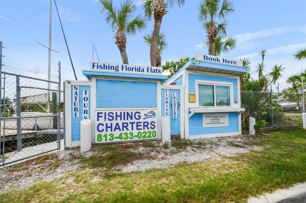 13704 VERONICA DRIVE Hudson, FL 34667
