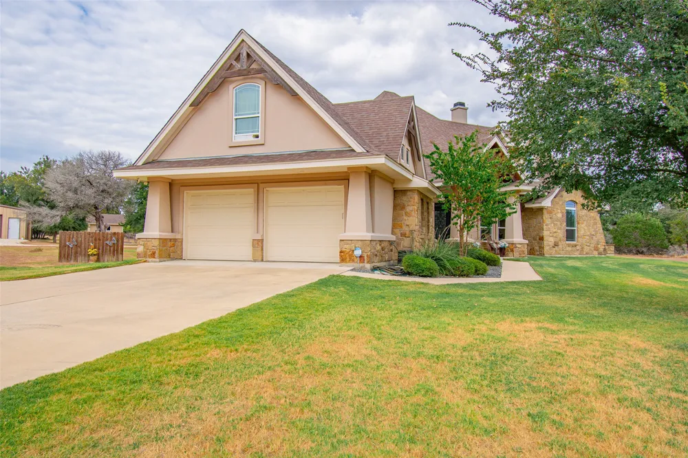 1160 Long Meadow Salado, TX 76571