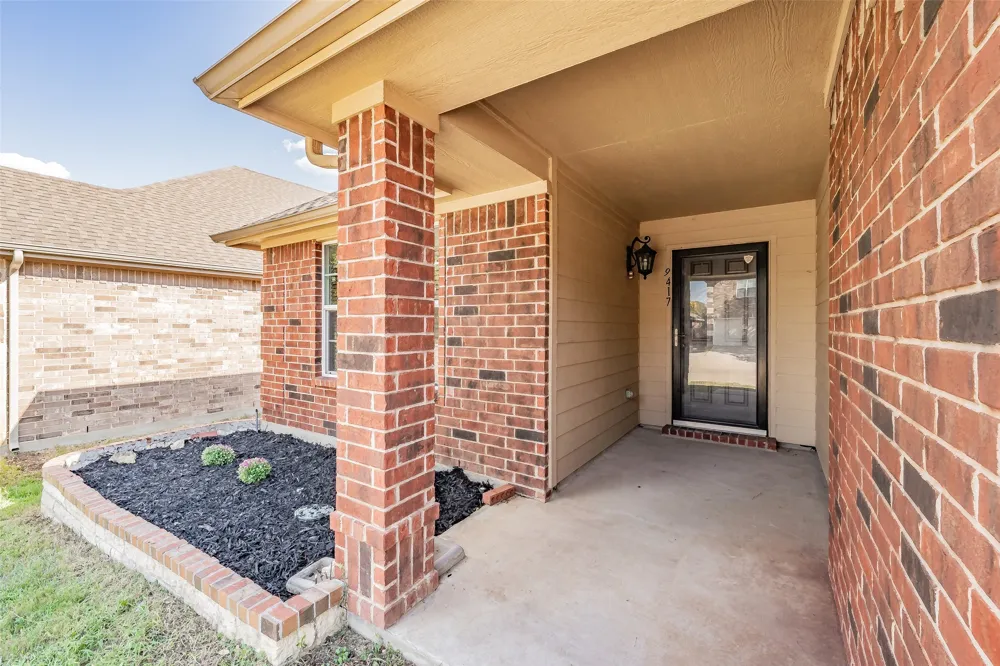 9417 Tierra Verde Drive Fort Worth, TX 76177