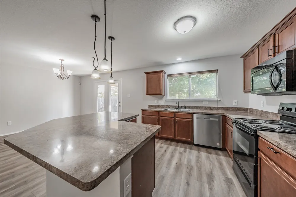 9417 Tierra Verde Drive Fort Worth, TX 76177