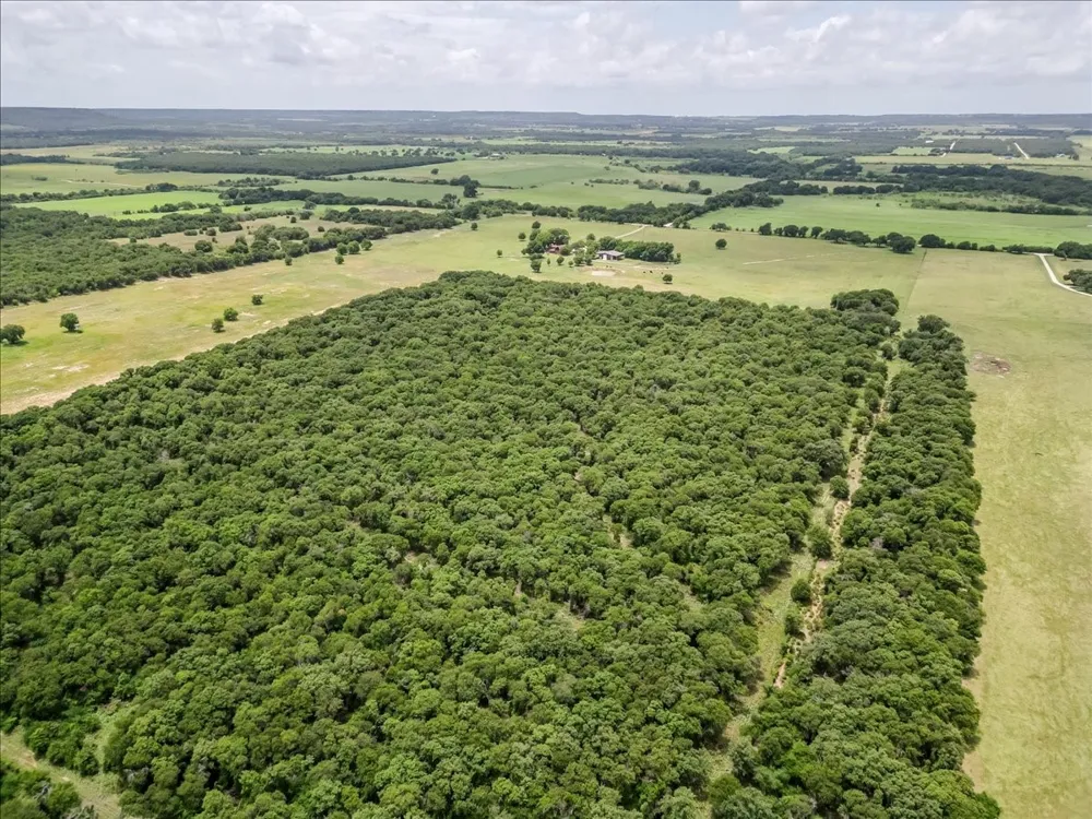 2550 County Road 123 Comanche, TX 76442