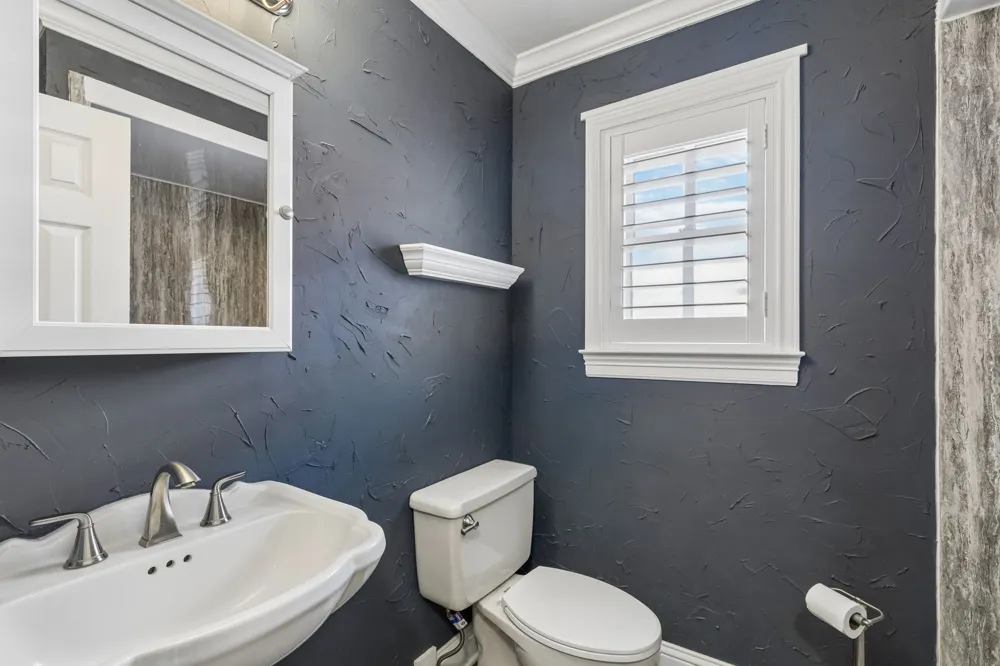9639 Vista Oaks Drive Dallas, TX 75243