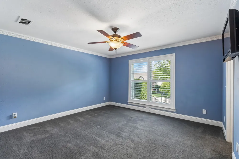 9639 Vista Oaks Drive Dallas, TX 75243