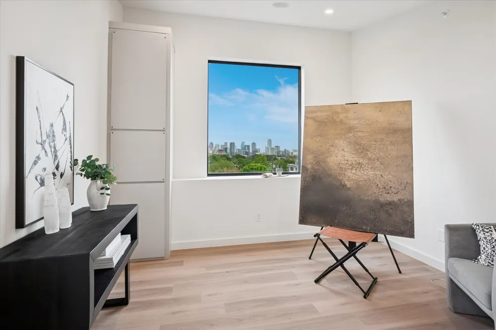 4534 Lake Avenue #103 Dallas, TX 75219