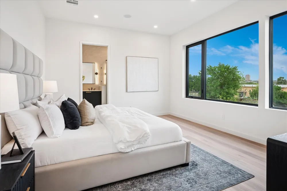 4534 Lake Avenue #103 Dallas, TX 75219