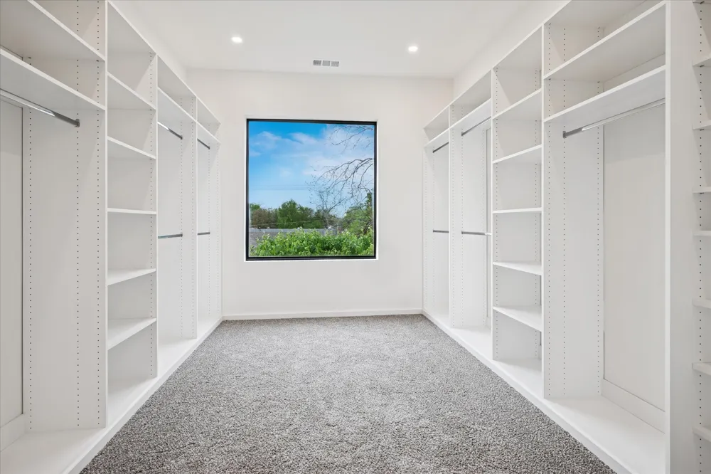4534 Lake Avenue #103 Dallas, TX 75219