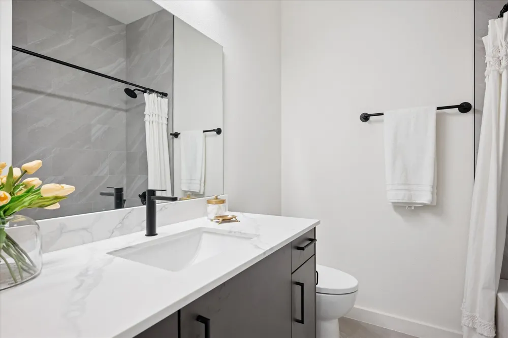 4534 Lake Avenue #103 Dallas, TX 75219