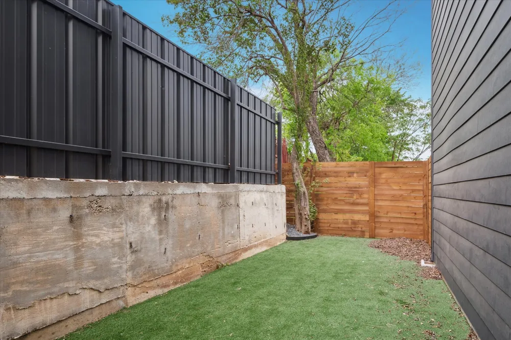 4534 Lake Avenue #103 Dallas, TX 75219
