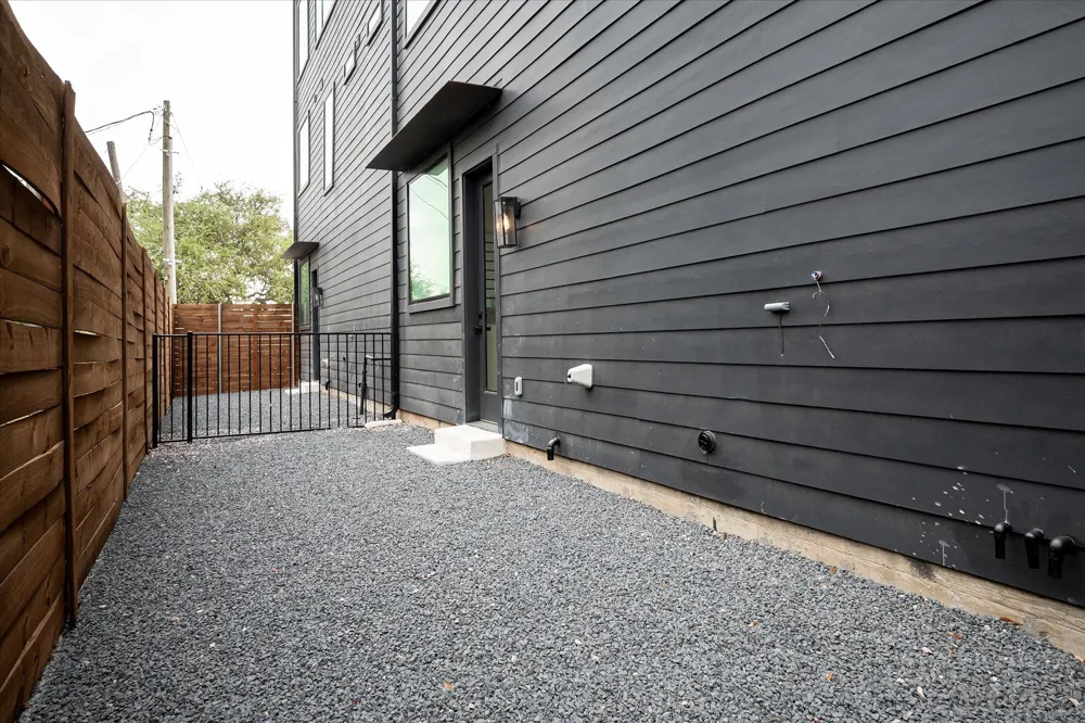 4534 Lake Avenue #103 Dallas, TX 75219