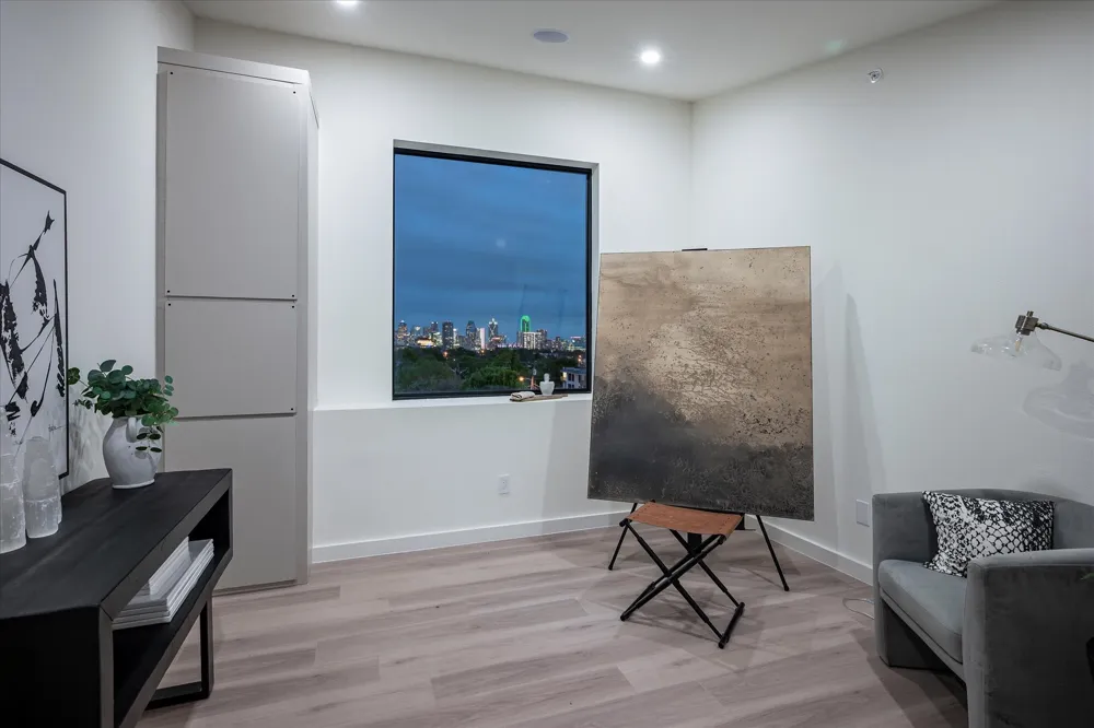 4534 Lake Avenue #103 Dallas, TX 75219