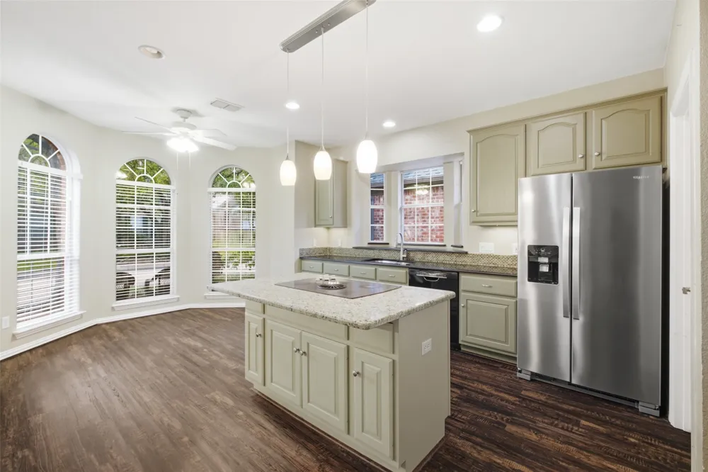 14616 Vintage Lane Addison, TX 75001