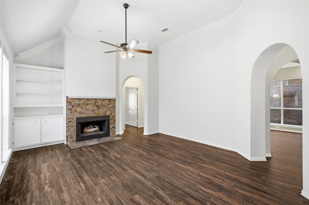 14616 Vintage Lane Addison, TX 75001