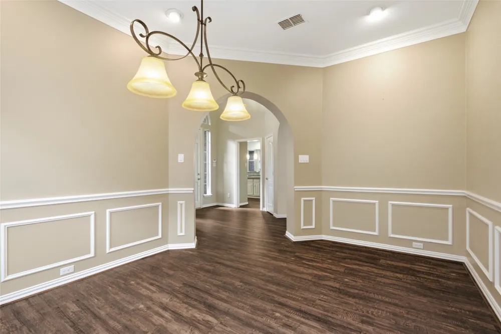 14616 Vintage Lane Addison, TX 75001
