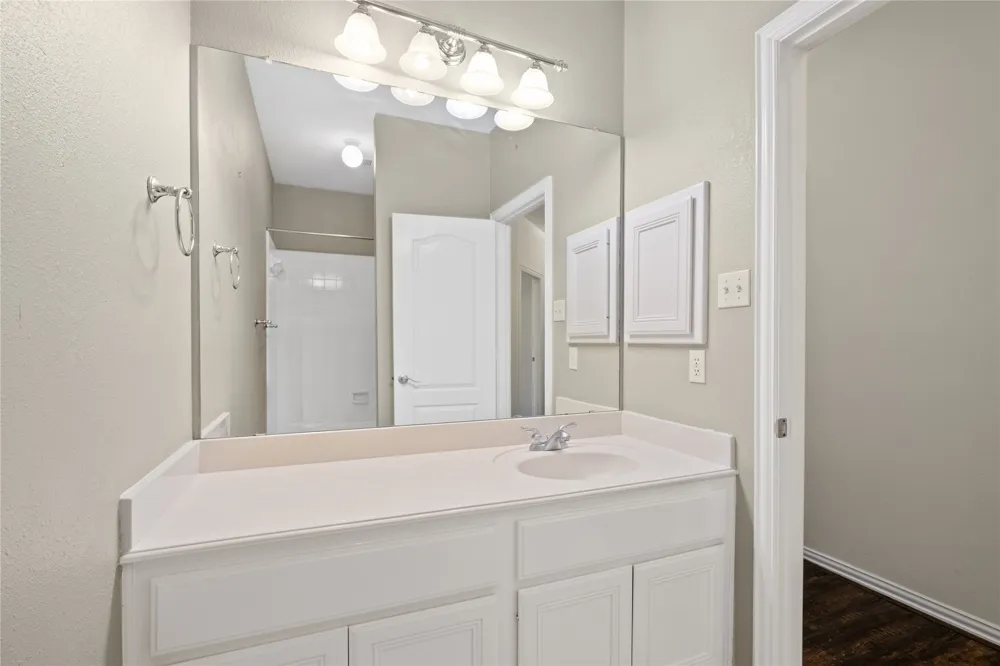 14616 Vintage Lane Addison, TX 75001