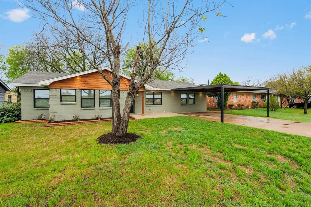 504 Main Street McGregor, TX 76657