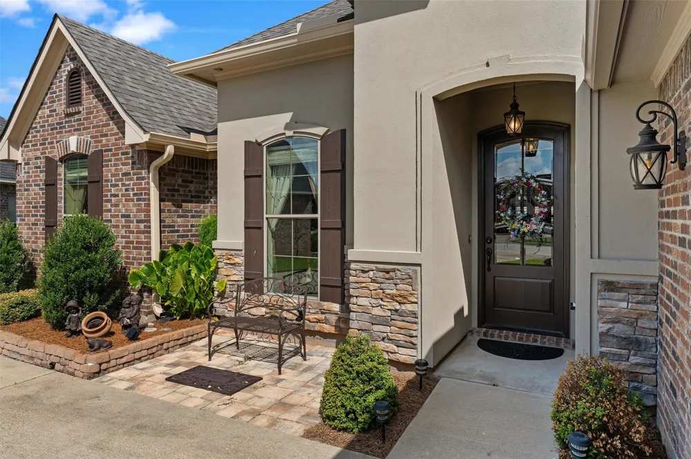 5319 Barberry Lane Bossier City, LA 71112