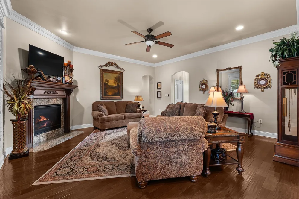 5319 Barberry Lane Bossier City, LA 71112